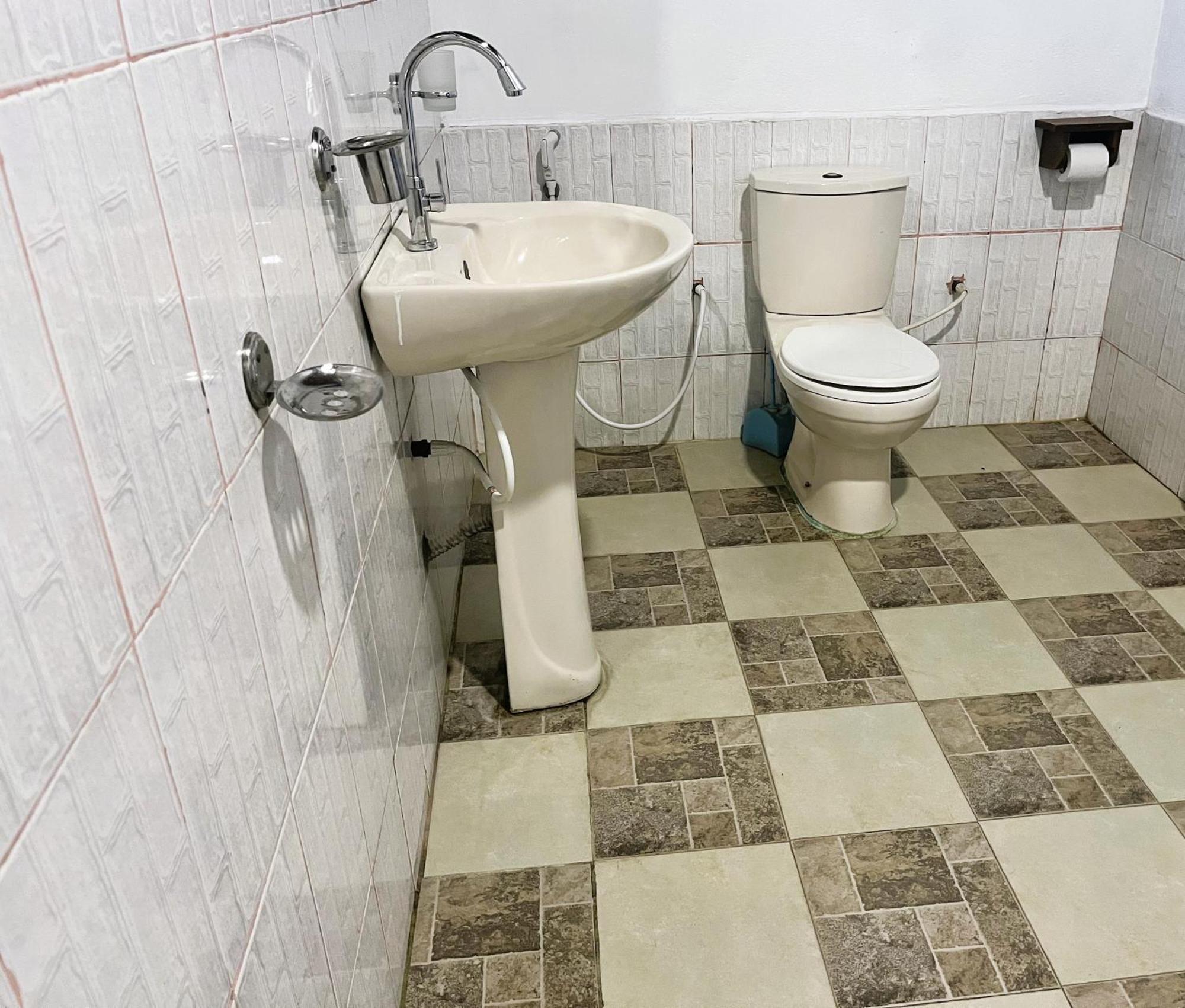 Flora And Fauna Гостевой дом 3*